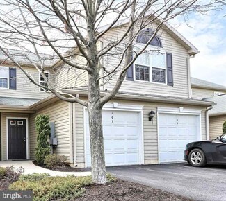 107 Oriole Ct, Hummelstown, PA 17036