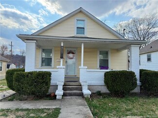 919 Valley View Rd, New Albany, IN 47150