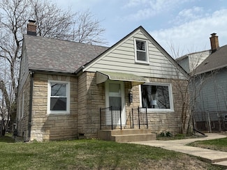 3642 E Somers Ave, Cudahy, WI 53110
