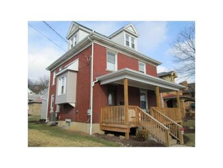 237 E Pike St, Houston, PA 15342