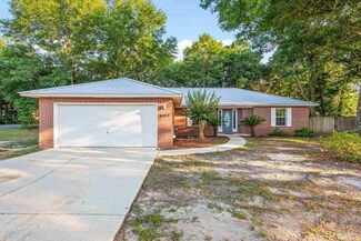6203 Hunters Ridge Dr, Milton, FL 32570