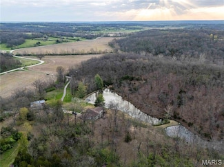 948 McIntosh Hill Rd, Foley, MO 63347