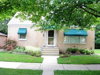 6221 N Kostner Ave, Chicago, IL 60646