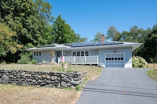 271 Sterling St, Lancaster, MA 01523