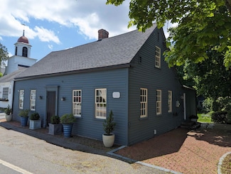 79 Main St, New Castle, NH 03854