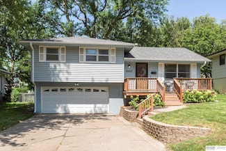 5662 S 122nd St, Omaha, NE 68137