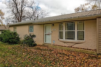 2207 Sycamore Place, Springdale, AR 72762