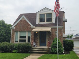 4907 Birchwood Ave, Skokie, IL 60077