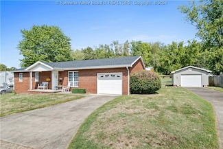 3955 39th St E, Nitro, WV 25143