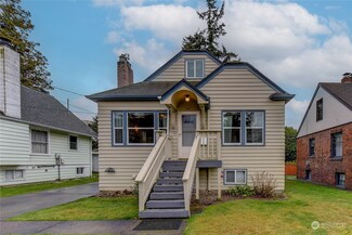 841 NE 90th St, Seattle, WA 98115
