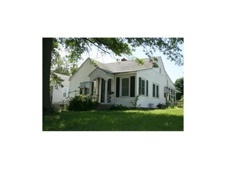 2322 S Maywood Ave, Independence, MO 64052