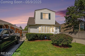24917 Saxony Ave, Eastpointe, MI 48021