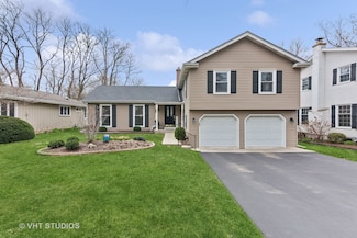 1502 Mayo Ave, Wheaton, IL 60189