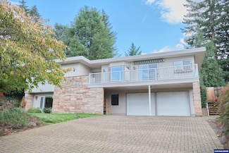 1992 Summit Ave NW, Salem, OR 97304