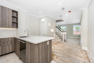 1990 Bronson Rd Unit 6, Fairfield, CT 06824