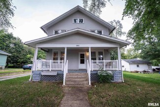 304 E 5th St, MacKinaw, IL 61755