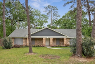 11926 Beverly Dr, Houston, TX 77065