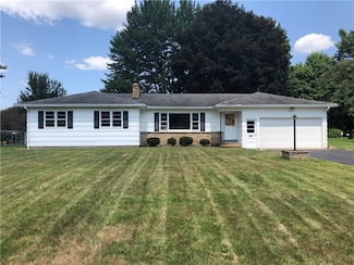 11 Marcia Ln, Rochester, NY 14624