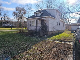 24925 W Clinton Ave, Round Lake, IL 60073