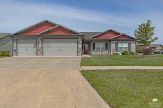 416 Northfield Rd, Manhattan, KS 66502