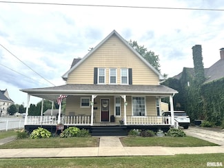 146 W Locust St, Canton, IL 61520