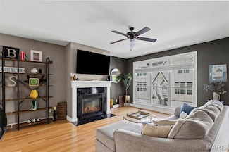 417 S Geyer Rd Unit 2, Saint Louis, MO 63122