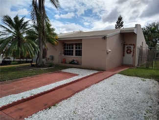 1916 W 72nd St, Hialeah, FL 33014