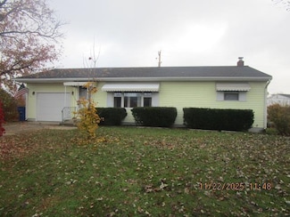 935 Apache Dr, Chillicothe, OH 45601