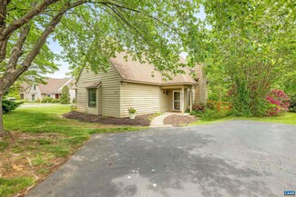 1057 Highlands Dr, Charlottesville, VA 22901