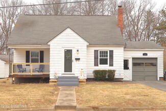 23 Heath St, Corinth, NY 12822