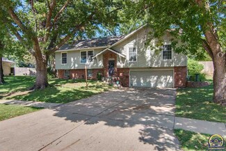 3408 SW Briarwood Ln, Topeka, KS 66611