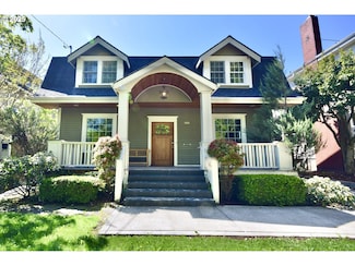 2917 NE 9th Ave, Portland, OR 97212