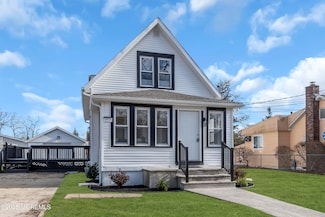 497 Community Dr, Brick, NJ 08723