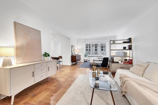 220 Madison Ave Unit 4M, New York, NY 10016