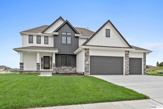 11504 Slayton St, Omaha, NE 68138