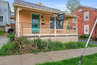 37 Green St, Vergennes, VT 05491