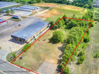3600 S Harrah Rd, Harrah, OK 73045