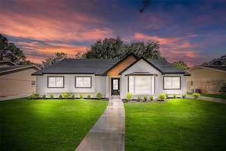 12451 Deep Spring Ln, Houston, TX 77077