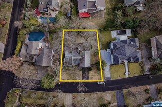 48 Cambridge Place, Englewood Cliffs, NJ 07632