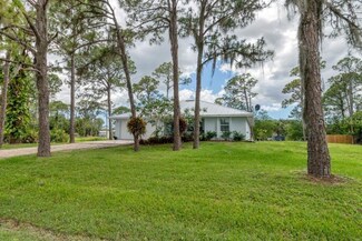 15 Riverfront Dr, Venice, FL 34293