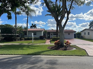 8530 NW 178th St, Hialeah, FL 33015