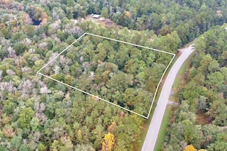 5040 Antioch Rd, Crestview, FL 32536