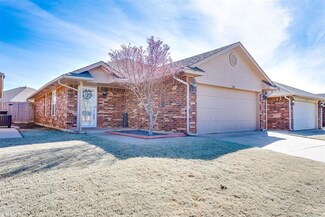 506 SW 38th Terrace, Moore, OK 73160