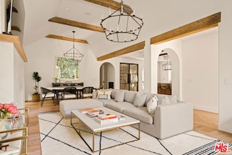 459 N Crescent Heights Blvd, Los Angeles, CA 90048