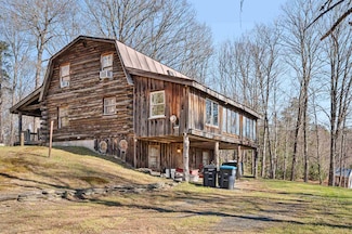 379 Frost Rd, Northfield, VT 05663