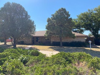 201 Henderson St, Amherst, TX 79312