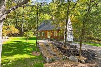 23 Harvard Rd, Bolton, MA 01740