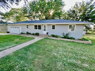 209 S Jefferson St, Minneota, MN 56264