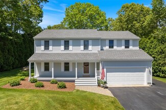 29 Sycamore Dr, Westerly, RI 02891