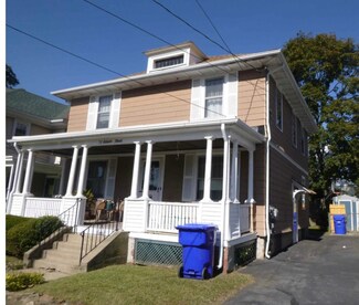 73 Auburn St, Pawtucket, RI 02860